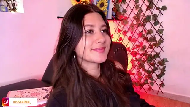 kisstarxxx Adlı Modelin Canlı XXX Sohbeti