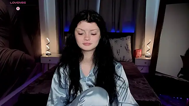 Онлайн чат XXX MileyRood