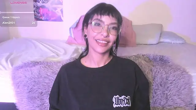 Luna-Chann Live XXX-Chat