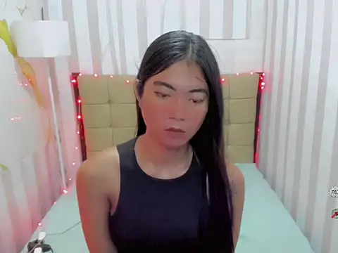 BigCockJade Adlı Modelin Canlı XXX Sohbeti