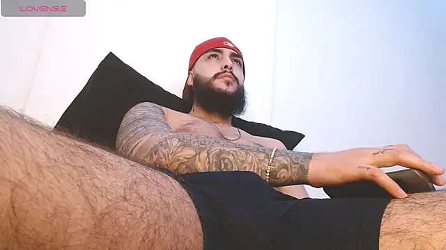 SantiagoHincapiie Show Webcam