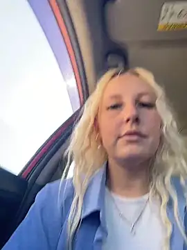 MerlinDave élő XXX-chatje