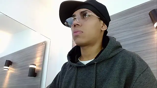 Онлайн чат XXX DaviidBuckx_