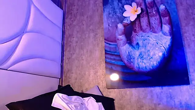 Thiagoferreti's Webcam Show