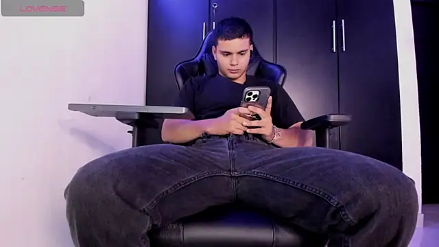 Liam_Mateo 现场XXX聊天