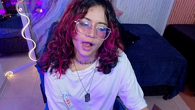 Chat XXX en directo de kristen_tay