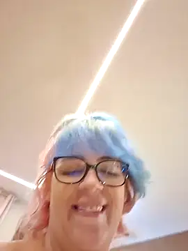 Escarlate4you_ Chat XXX in diretta