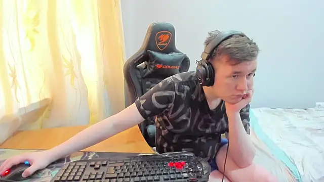 Вебкам-шоу iliaskrislove