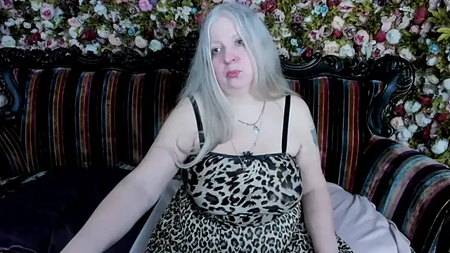 แชท XXX สดของ mariabelladonna