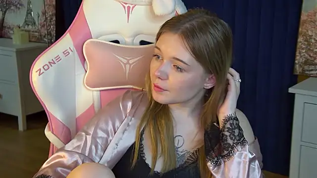 Živý XXX chat ElinaVale