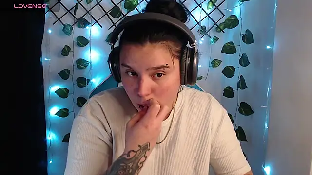 Chat XXX ao vivo de Nika_1_