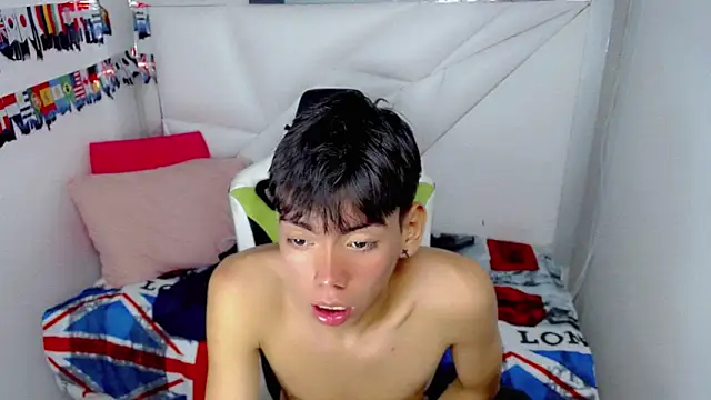 แชท XXX สดของ Liarr_