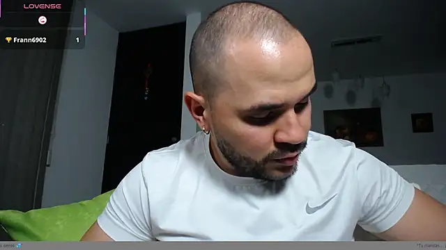 Axel_Dominus élő XXX-chatje