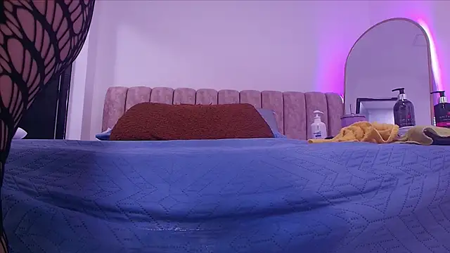 _linda_milk_: απευθείας συνομιλία ΧΧΧ