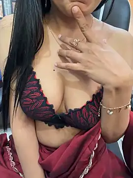 escape_with_me Webcam Show