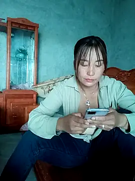 Lunababy3 在線直播表演