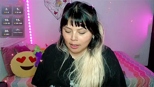 EllieMoonX Chat XXX in diretta