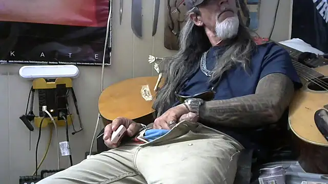 crassanova élő XXX-chatje