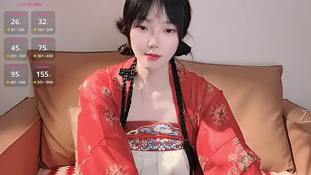 upoo7ltのライブXXXチャット