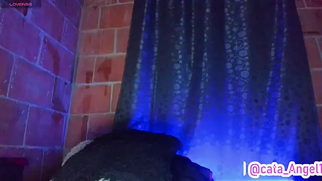 Czat XXX na żywo – Cata-angel