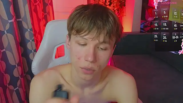 Chat +18 de cuMte_boy ao vivo