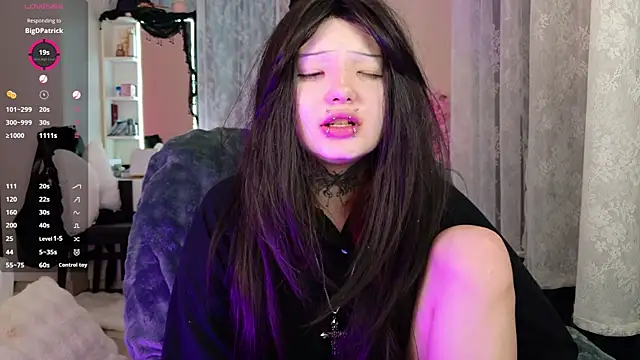 Lein_Bone Adlı Modelin Canlı XXX Sohbeti