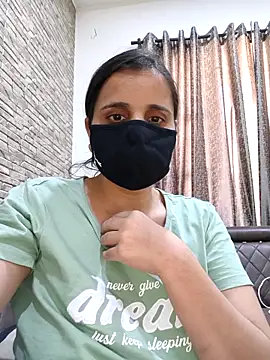 tinaarora – Naživo XXX chat