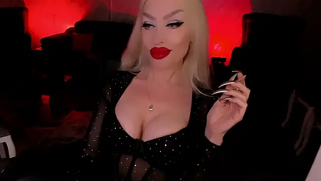 FinDomGod Chat XXX live