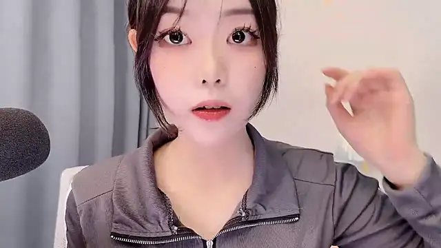 smalldaisy 现场XXX聊天