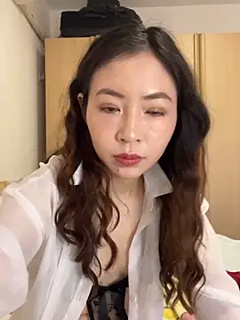 mimi_181 即時 XXX 聊天