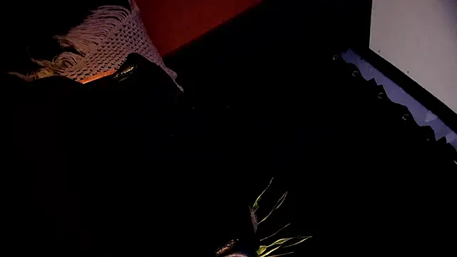 PervertedMissCloe Show in webcam