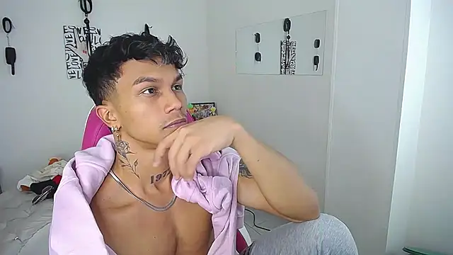 Leonard_Price 在線直播表演