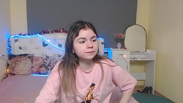 TinaRedly 现场XXX聊天