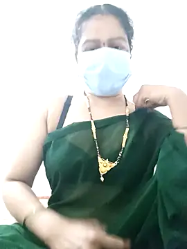 Chikki_20's Webcam Show