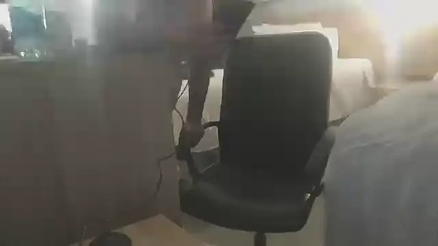 505Lookin4W2fwb's Webcam Show