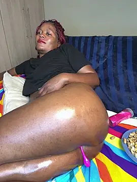 Kikie23: онлайн-секс-чат