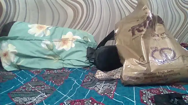 Rising_Queen Chat XXX live