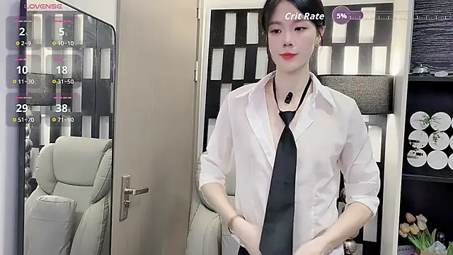 Yueyue-MM 网络视讯表演