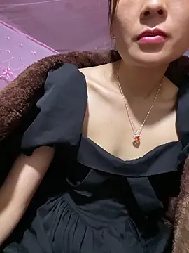 Mimi_pussy 网络视讯表演