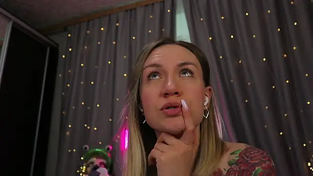 _LadyMargo_'s Live XXX Chat