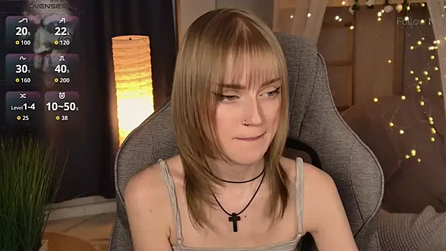 KiraMontoya's Live XXX Chat