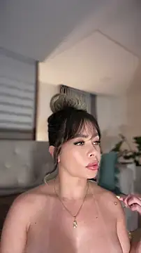 Chat XXX en directo de Holli_woul