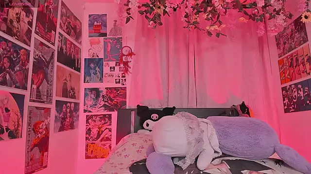 MissCurvyTop Live XXX-chat