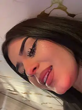 Онлайн чат XXX Kariina__69