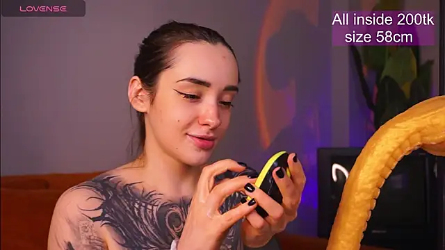 EvaCanton Adlı Modelin Canlı XXX Sohbeti