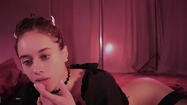 _Avriles_: διαδικτυακό σόου στην κάμερα