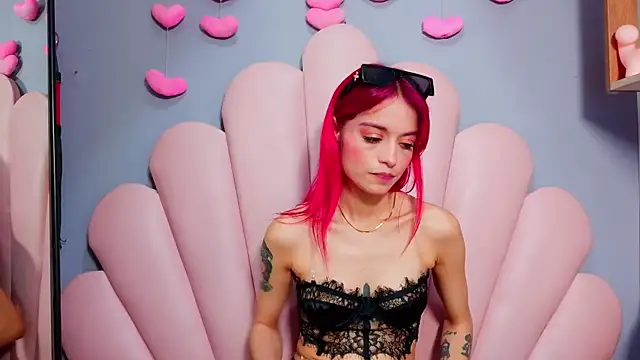 luci_miller: απευθείας συνομιλία ΧΧΧ