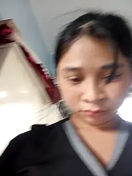 Linbi135 即時 XXX 聊天