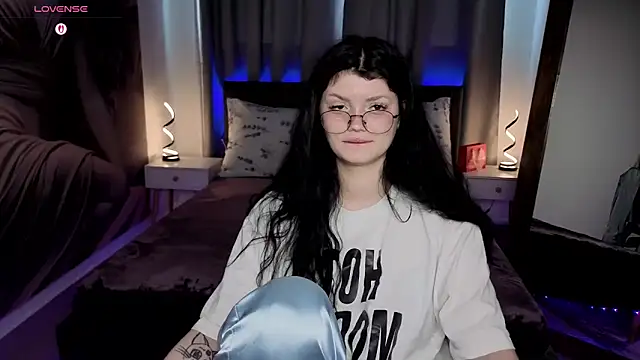 แชท XXX สดของ MileyRood