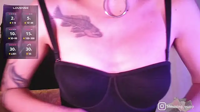 Chat XXX en directo de dark__nymph